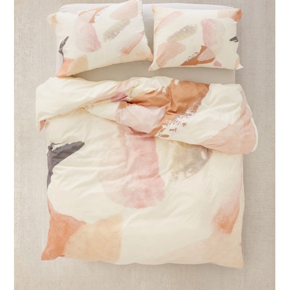 Urban Outfitters Other - Abstract Art King Duvet Cover Urban Outfitters Other - Abstract Art King Duvet Cover